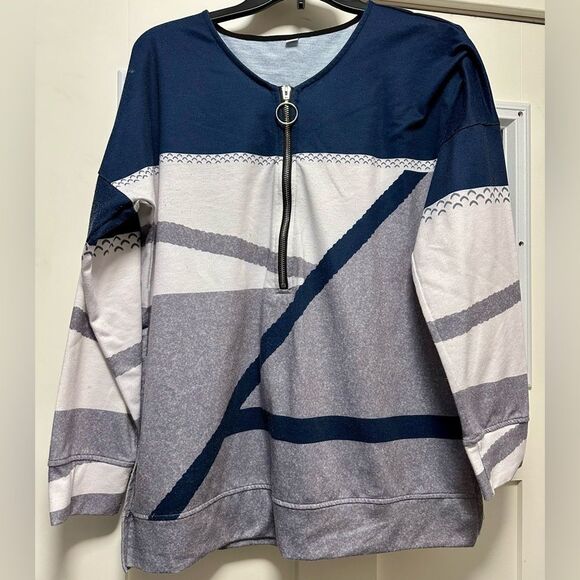 Woman’s Quarter-Zip Top. Blue White (217) - Picture 2 of 3